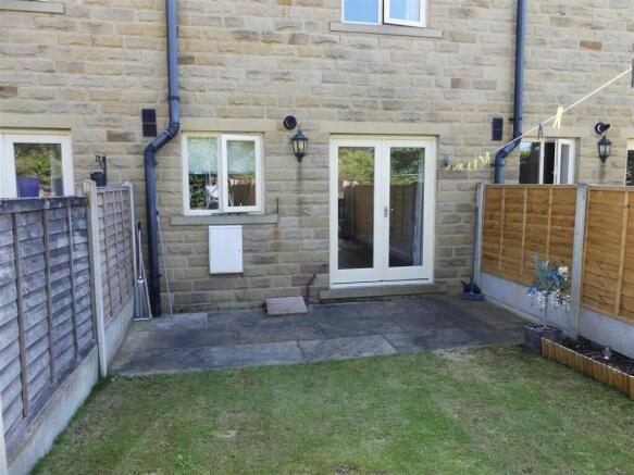 3 bed Town House to rent Image 12