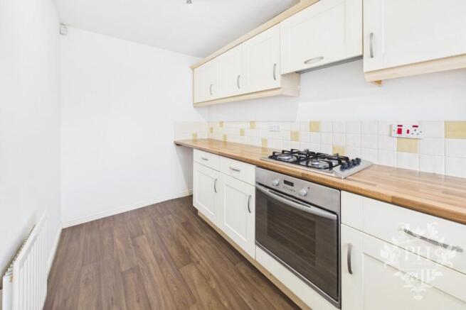 2 bed Semi-Detached for sale Image 6