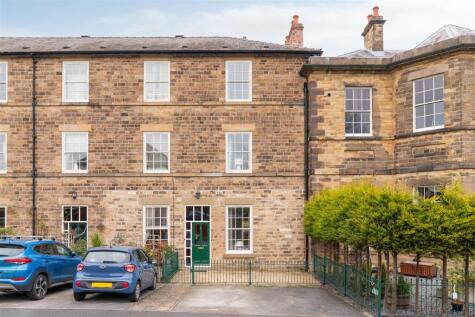 Woodmere Drive, Old Whittington, Chesterfield, S41 9TA
