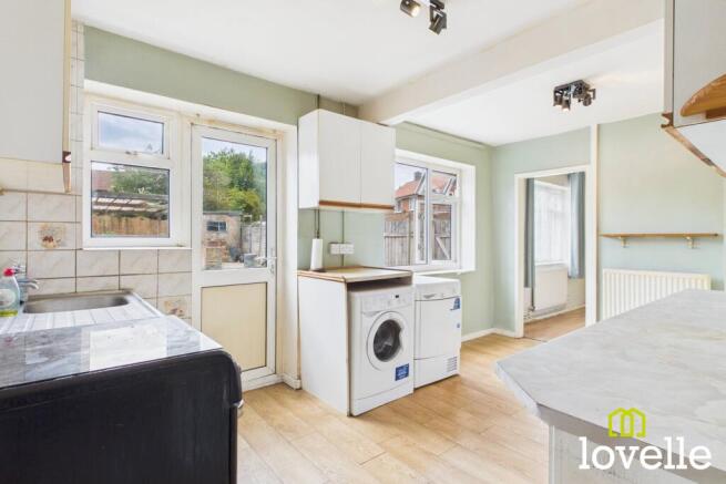 3 bed Terraced for sale Image 6