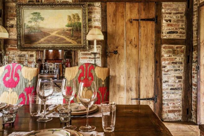 house. estate agency Cranleigh Barhatch Farm