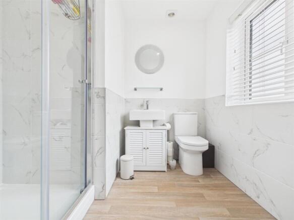 3 bed Detached for sale Image 6
