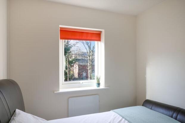 Double bedroom with wardrobe