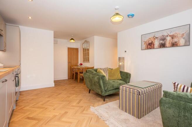 Constantia House, 6 High Street, NR27 photo 4