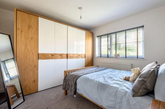 Bedroom 2 (Double)