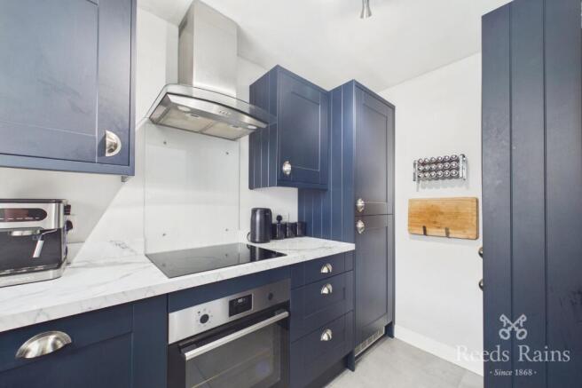 3 bed Semi-Detached for sale Image 5