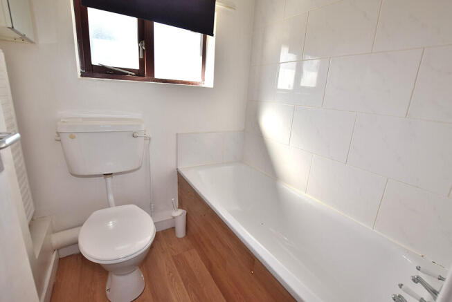 2 bed Semi-Detached for sale Image 11
