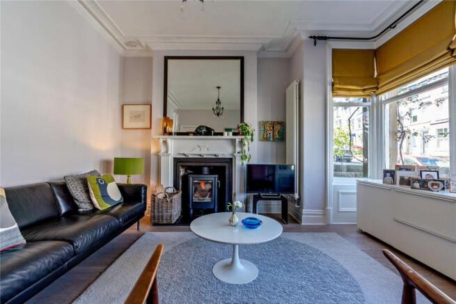 5 bed Semi-Detached for sale Image 7