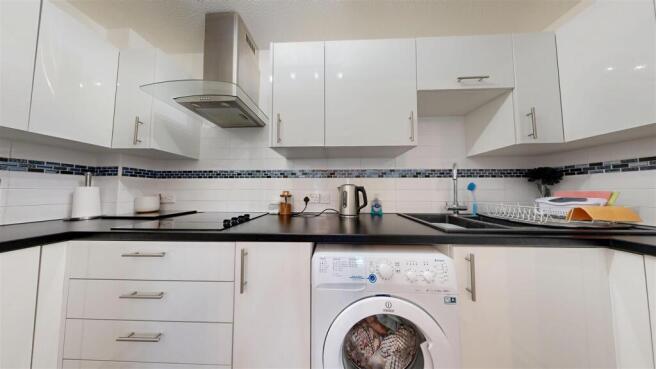 Flat-33-Nightingale-Court-05152026_165513.jpg