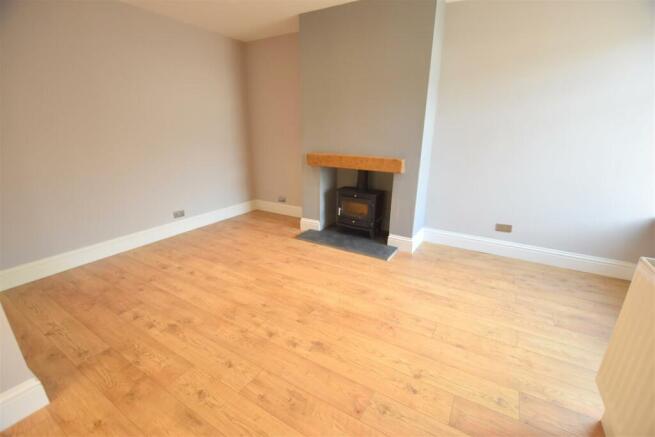 DINING ROOM REAR LOUNGE