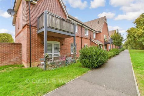 Shetland Close, Cranleigh, Surrey