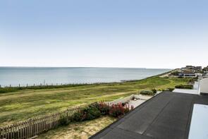 11, Neville Road, Peacehaven BN10 8PH