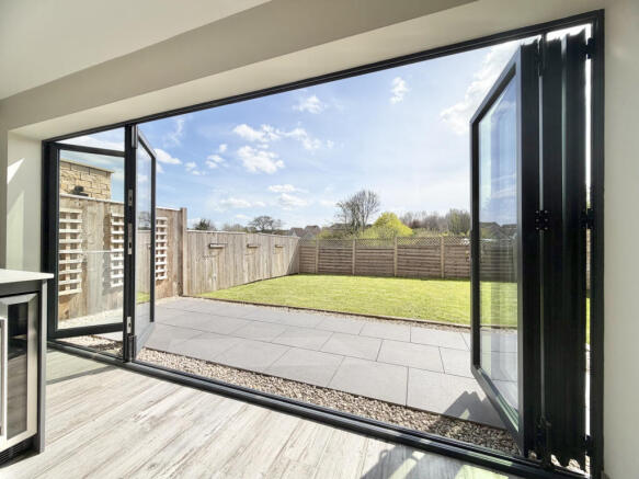 Farfield Court, Bramham, LS23 photo 4