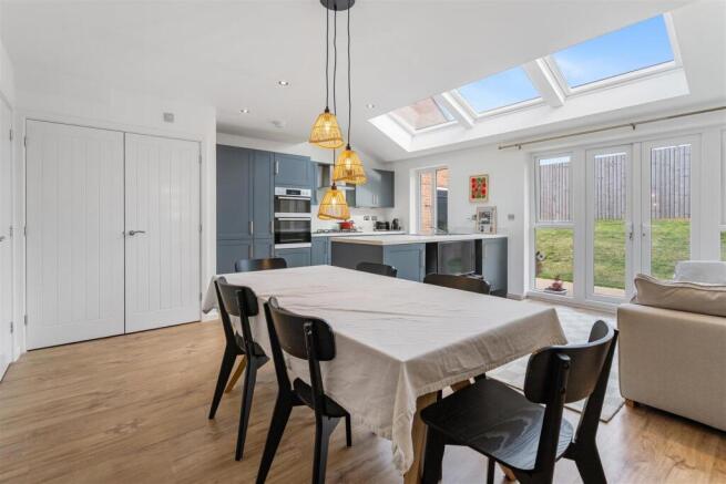 Kitchen/Diner/Family Area