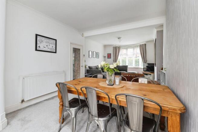 3 bed Terraced for sale Image 7