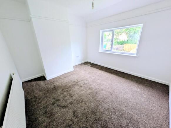 3 bed Semi-Detached for sale Image 11