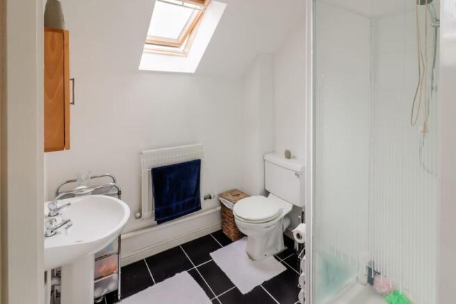 Master En-suite