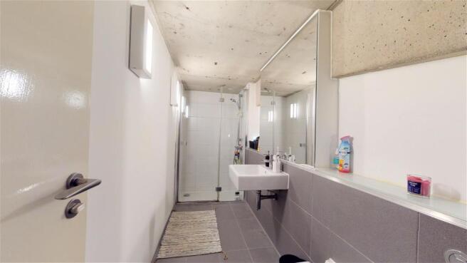 En Suite Shower Room