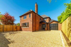 10, Barnfield Avenue, Romiley, Stockport SK6 4LF