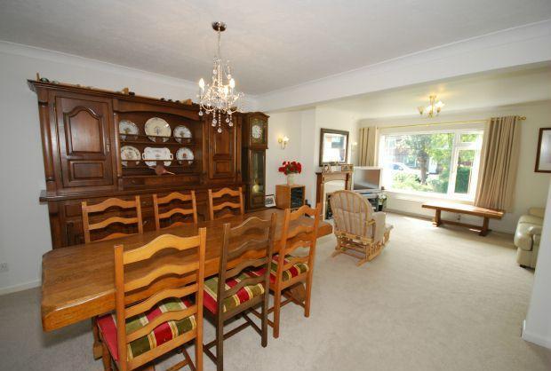 sitting/dining Room