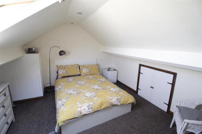 LOFT ROOM