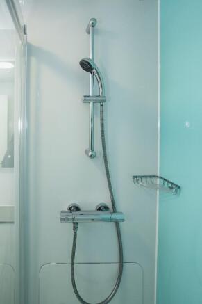 1 bed Flat for sale Image 6