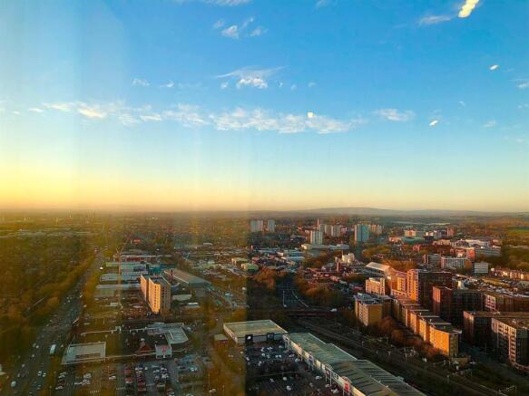 WhatsApp Image 2025-12-16 at 17.42.48 (12).jpeg