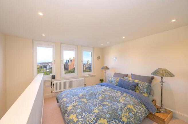Double Bedroom 1