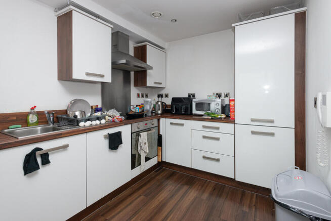 1 bed Flat for sale Image 6