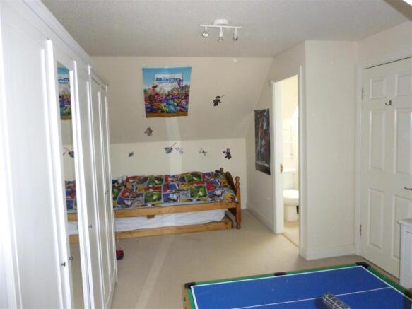 Bedroom 6.JPG