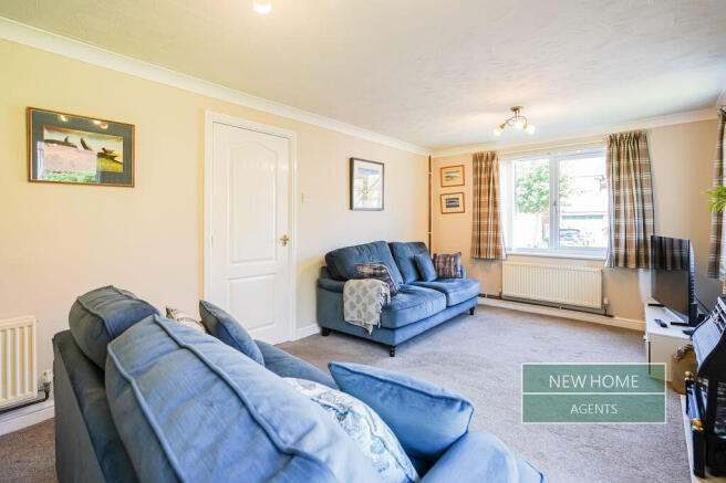 6 bed Detached for sale Image 5