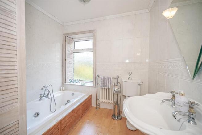 BATH.jpg