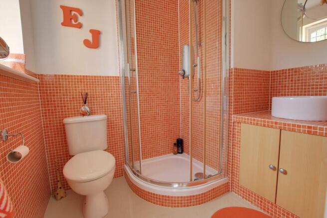 EN SUITE