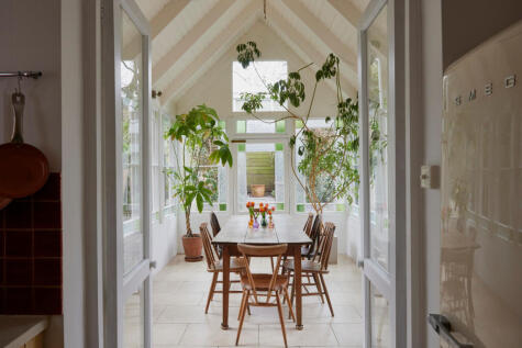 Belsize Avenue, London NW3