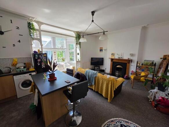Living Room.jpg