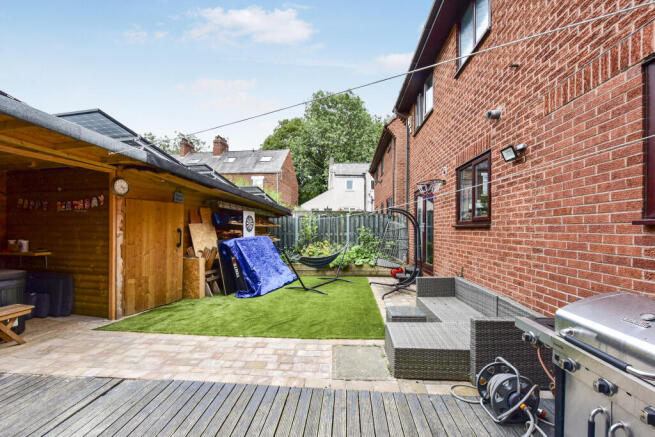 4 bed Detached for sale Image 4