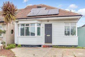 119, North Crescent, Southend-on-sea SS2 6TQ