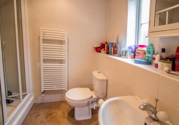 bathroom-2.jpg