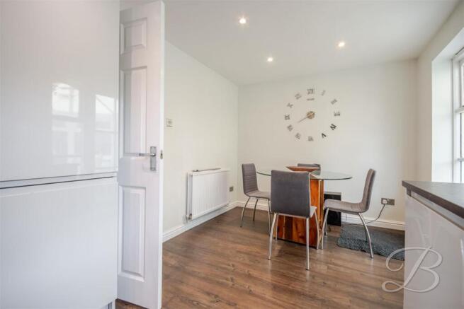 3 bed Link Detached House for sale Image 7