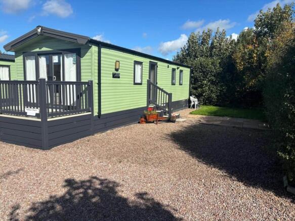 Two Bed Willerby Linwood, Rhosgoch Holiday Park, Rhosgoch, Builth Wells, Powys, LD2 3JB photo 4