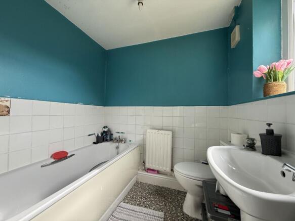 Windermere Road, Hartlepool, Durham, TS25 1QN photo 5