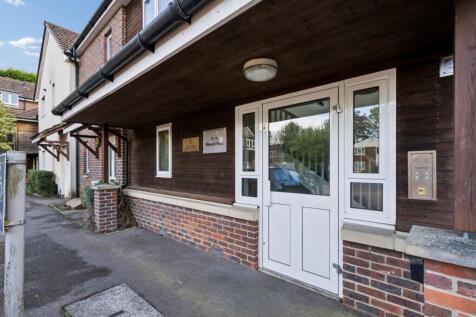 Ellwood Place, Cordons Close, Chalfont St Peter, Buckinghamshire, SL9