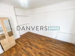 48, Mere Road, Leicester LE5 3HQ