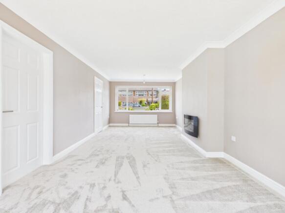 3 bed Semi-Detached for sale Image 4