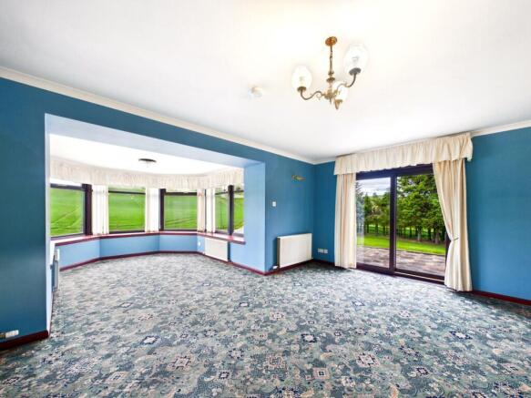 Lounge / Conservatory
