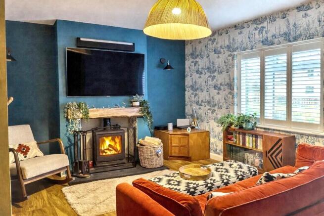 Fireplace 1.jpg