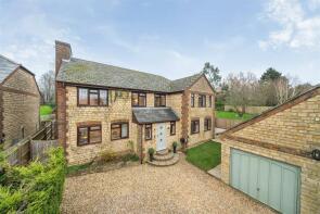 63 Ambleside, Church Street, Brackley NN13 5QJ