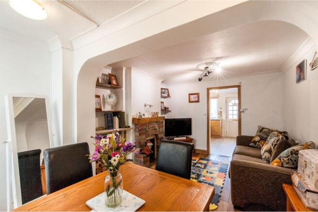 Sitting Room/Dining Room