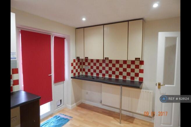 Kitchen Breakfast Bar