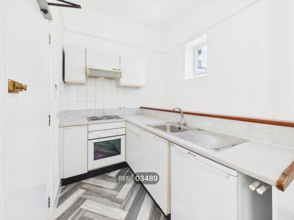 Kitchen/Living area